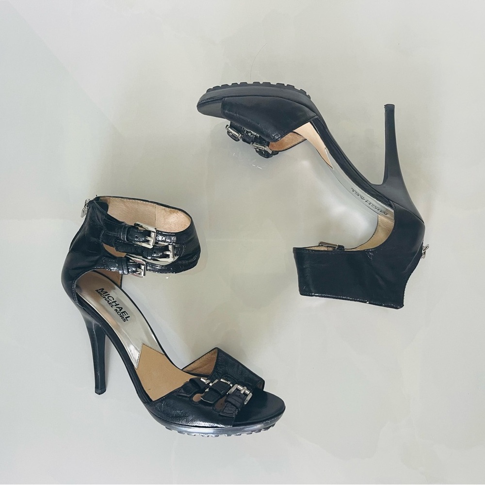 Michael Kors Tinsley Black Ankle Heels Size 8